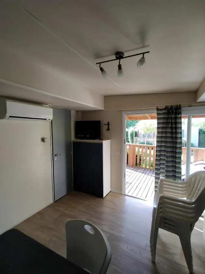 Comfort Mobilehome Camping Ameglia 5Pers 328 Italy