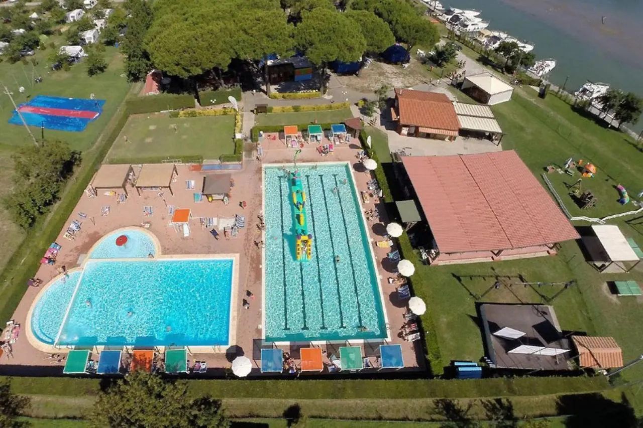 Comfort Mobilehome Camping Ameglia 5Pers 328 Italy